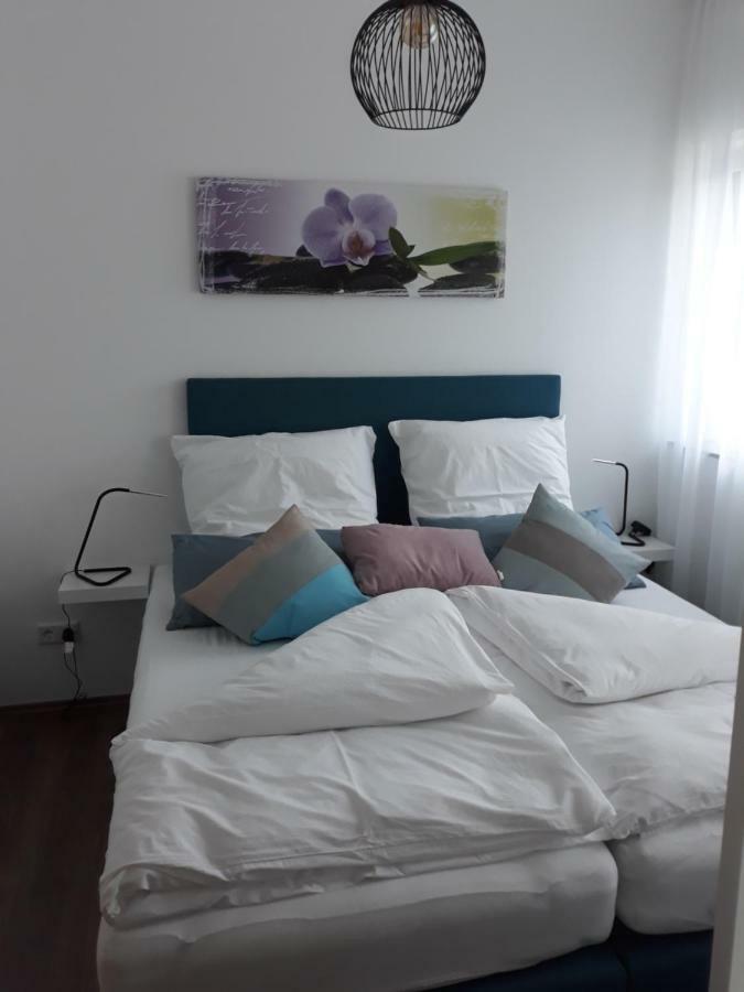 Aulbach' S Appartments Leidersbach Luaran gambar